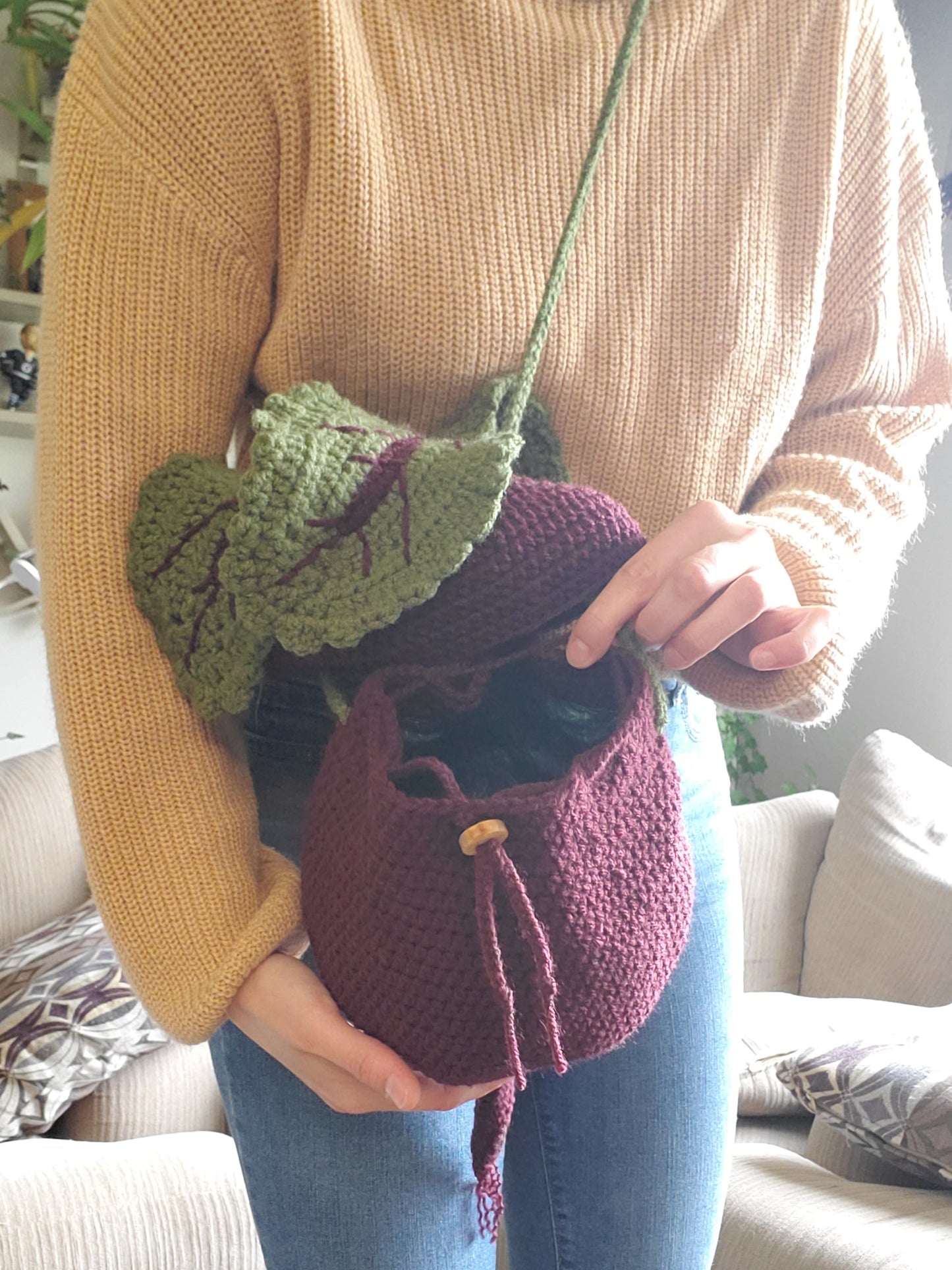 Beet Crossbody Bag Pattern