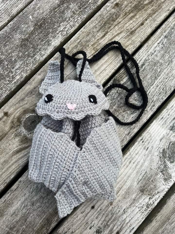 Bat Crossbody Bag Pattern