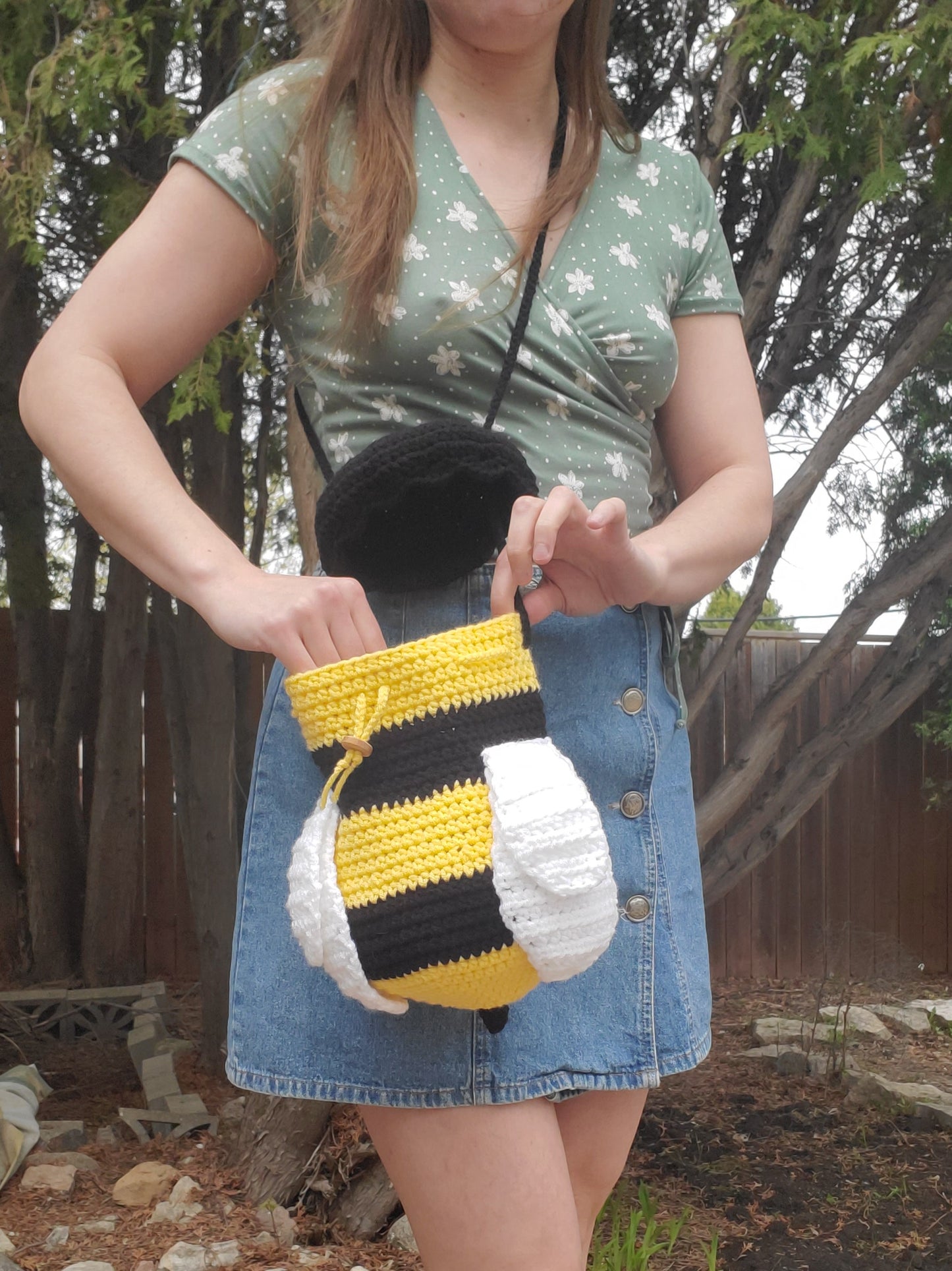 Bumblebee Crossbody Bag Pattern