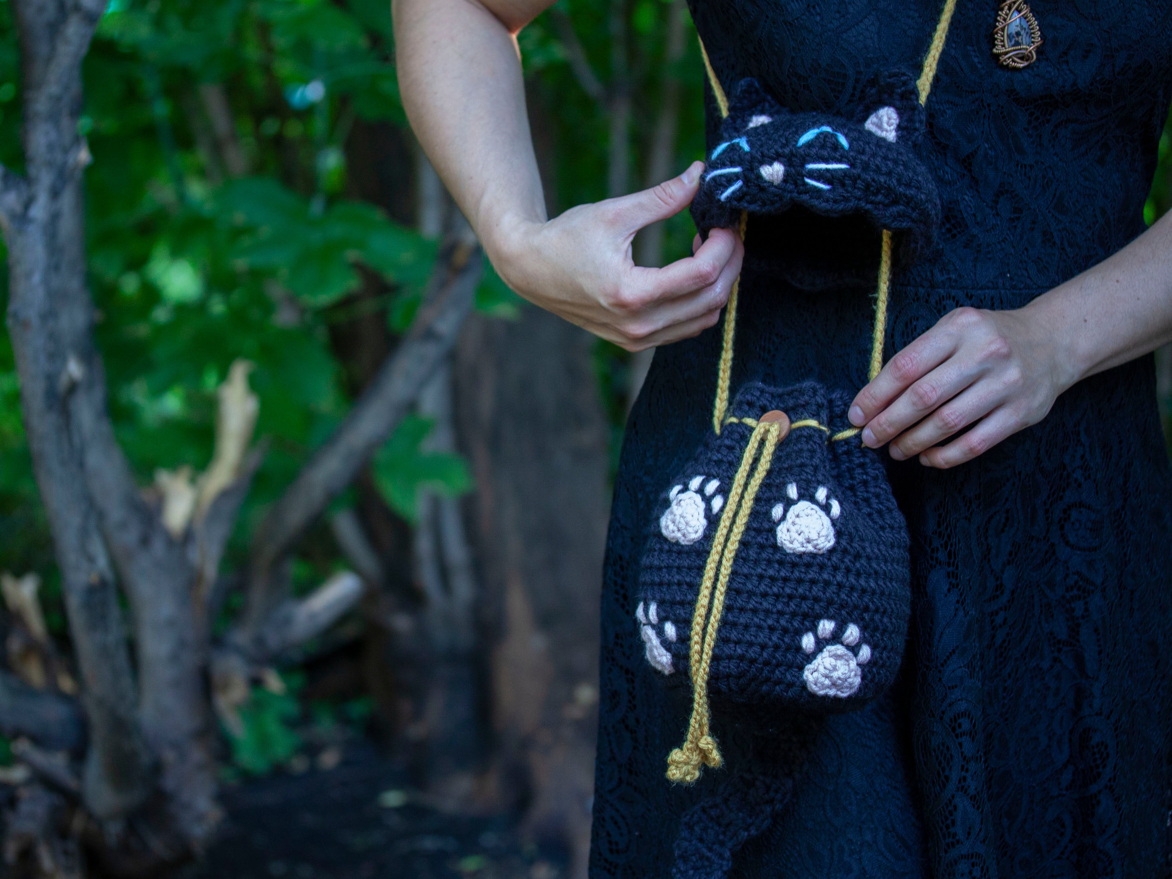 Crochet Black top Cat Crossbody Bag