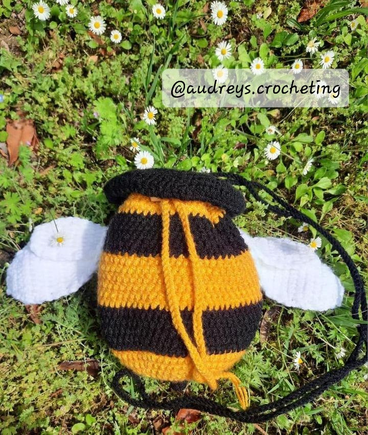 Bumblebee Crossbody Bag Pattern