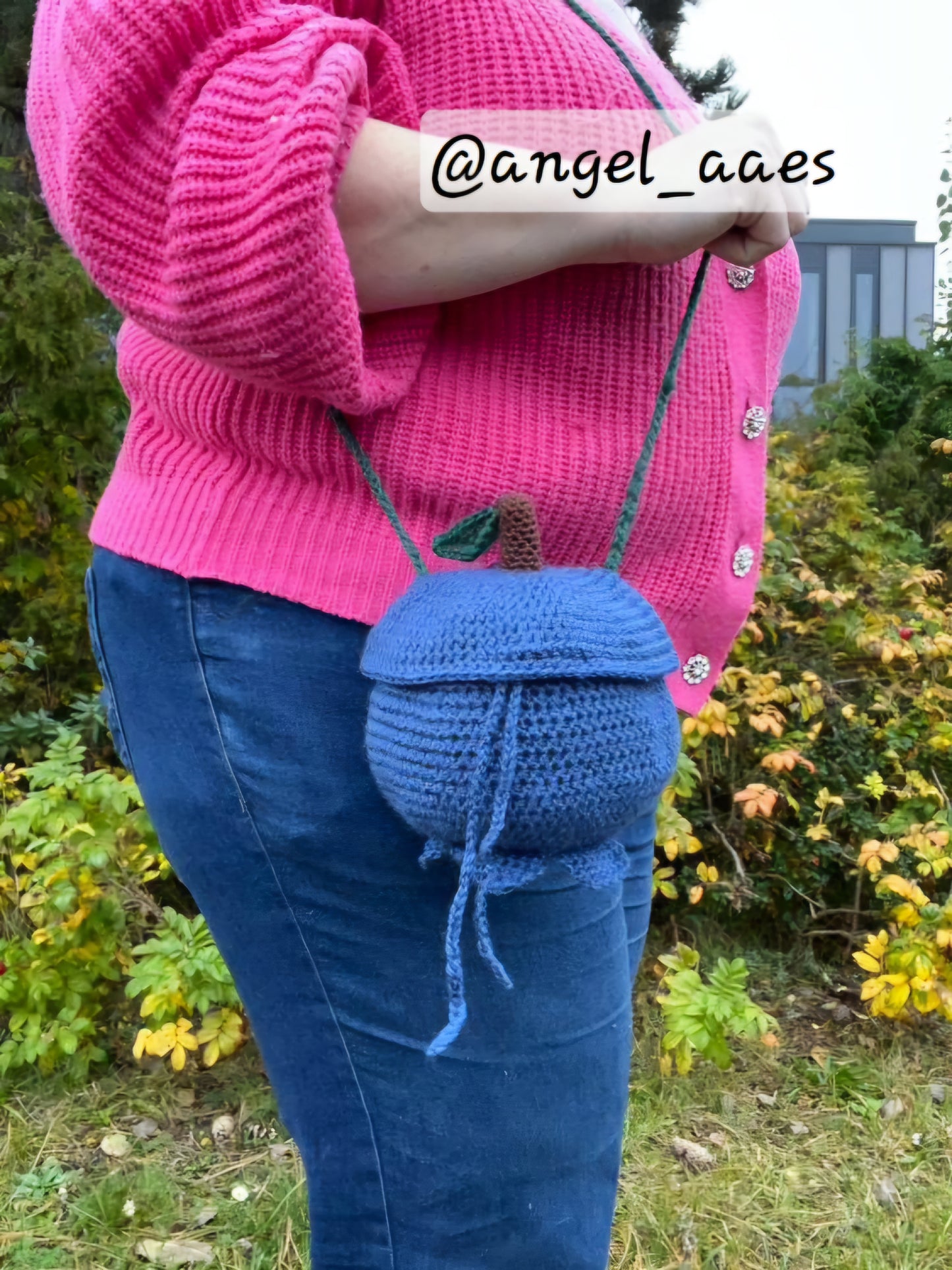 Blueberry Crossbody Bag Pattern